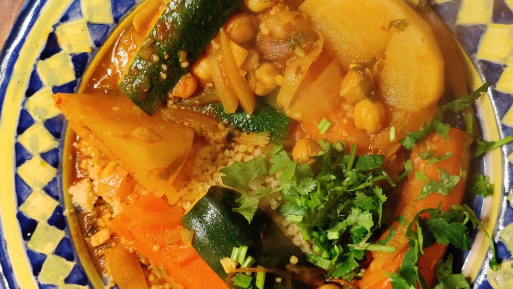 Couscous bel Khedari (mit Gemüse)